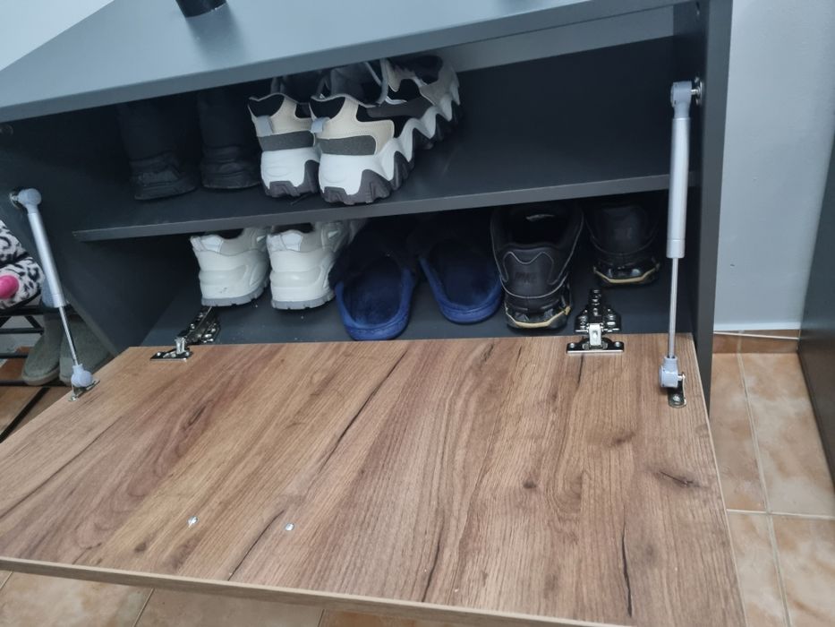 Портманто с шкаф за обувки