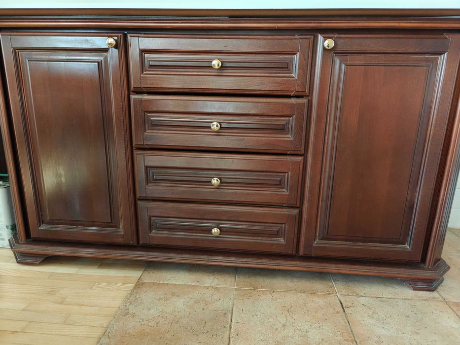 Голям скрин / Бюфет (Класически дизайн)