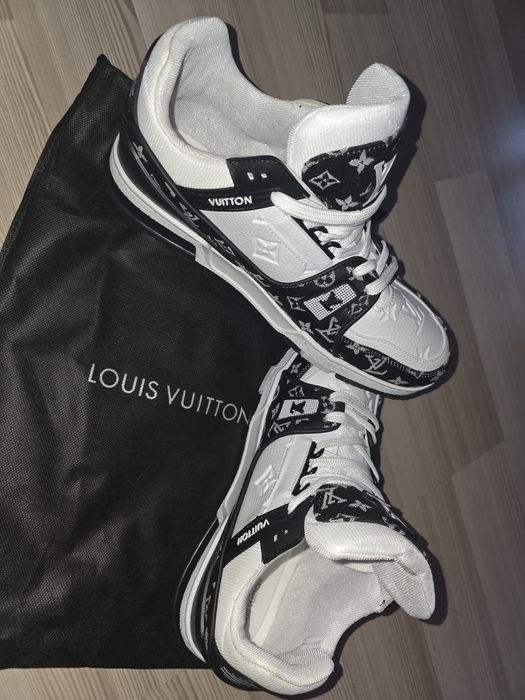 Louis Vuitton Trainers 45