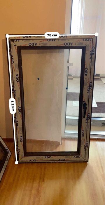 Usa mare cu pui,usa simpla si geamuri termopan mahon