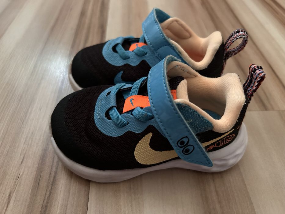 Бебешки маратонки nike