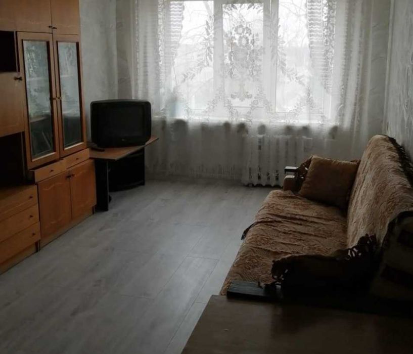 Сдам комн в хорошем районе