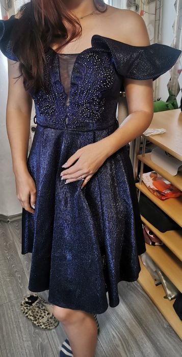 Rochie elegantă mărimea M.