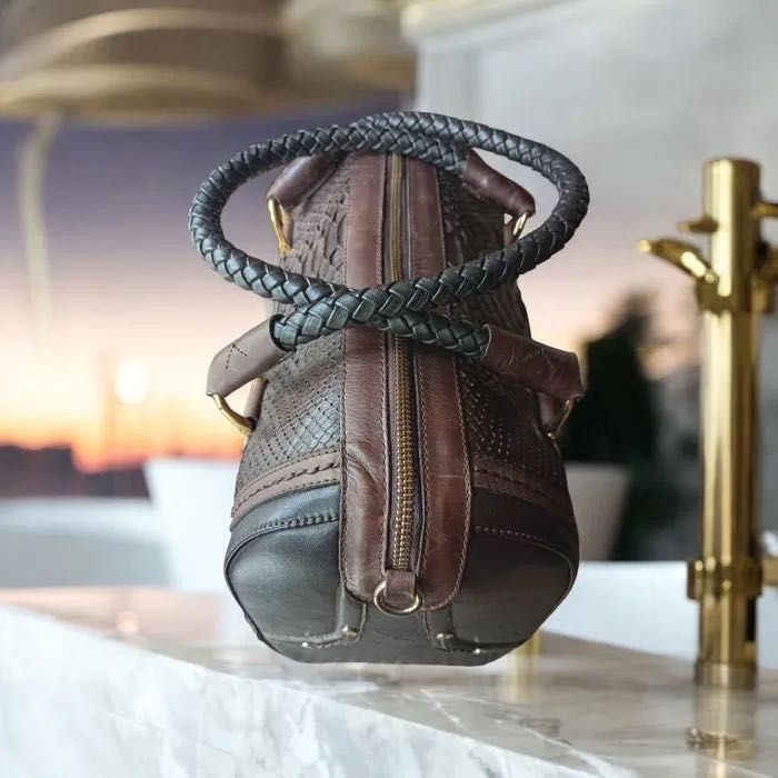 Уникална кожена чанта