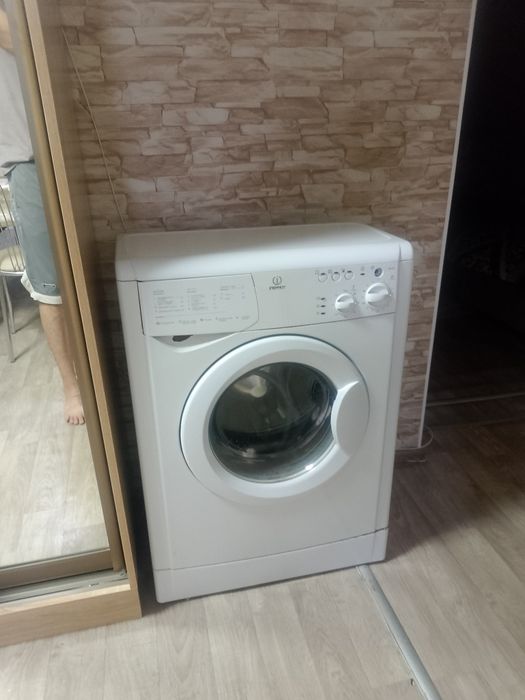 Стиральная машина Indesit, 10 000 ₸