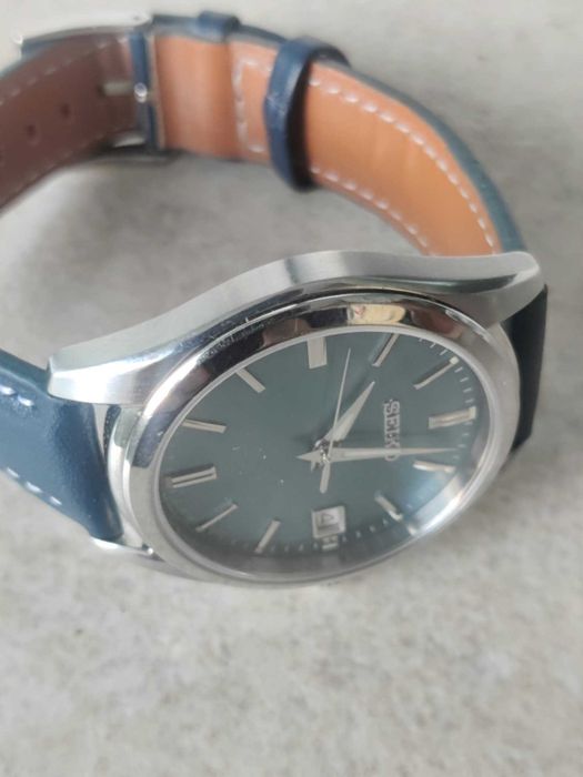 Seiko Classic SUR371P1, quartz, 40mm, safir, Titanium, impecabil, curea inox de rezerva