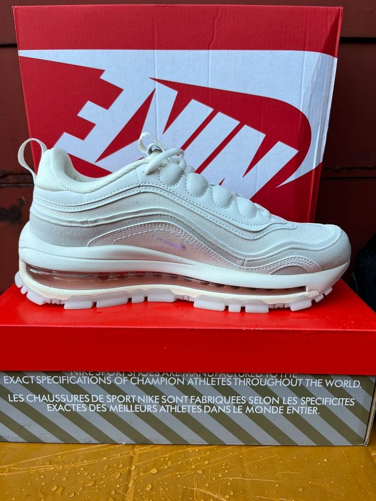 Cream air sale max 97