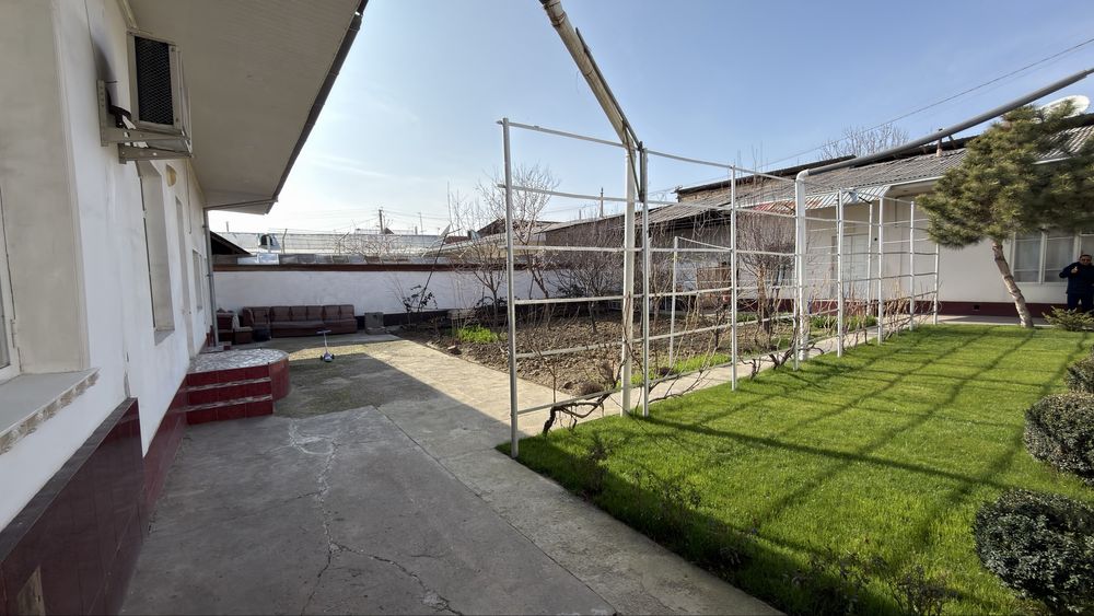 Охунбобоев Олмазор 6,8 сотки вдоль дороги