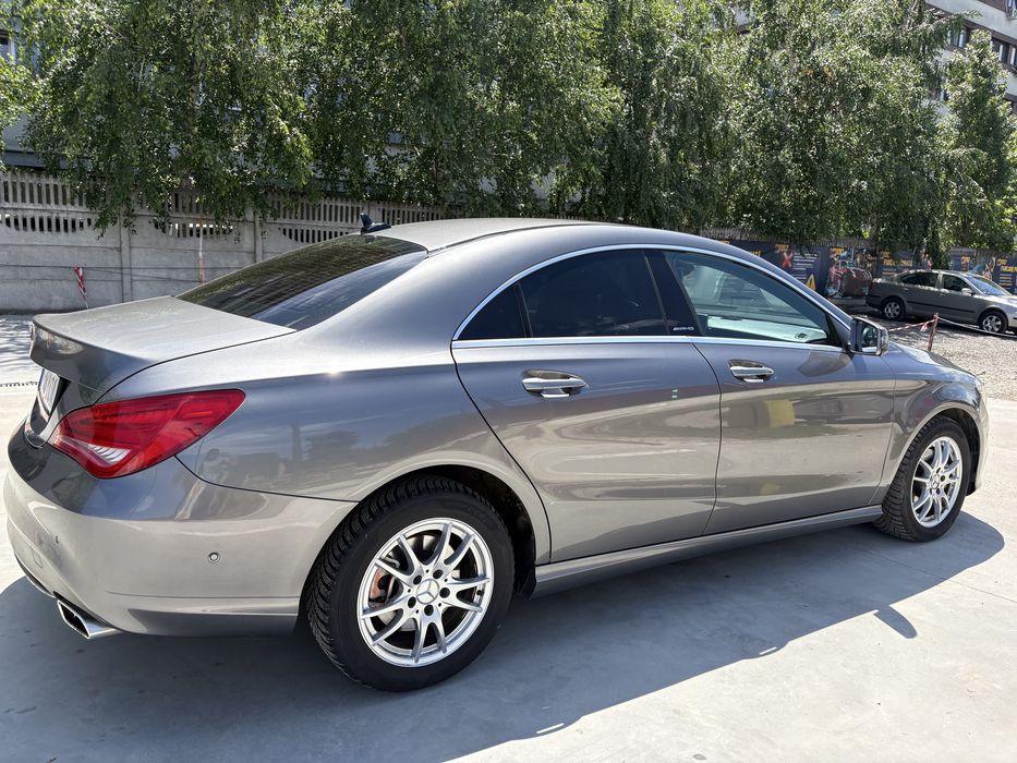 Mercedes CLA 200 AMG line