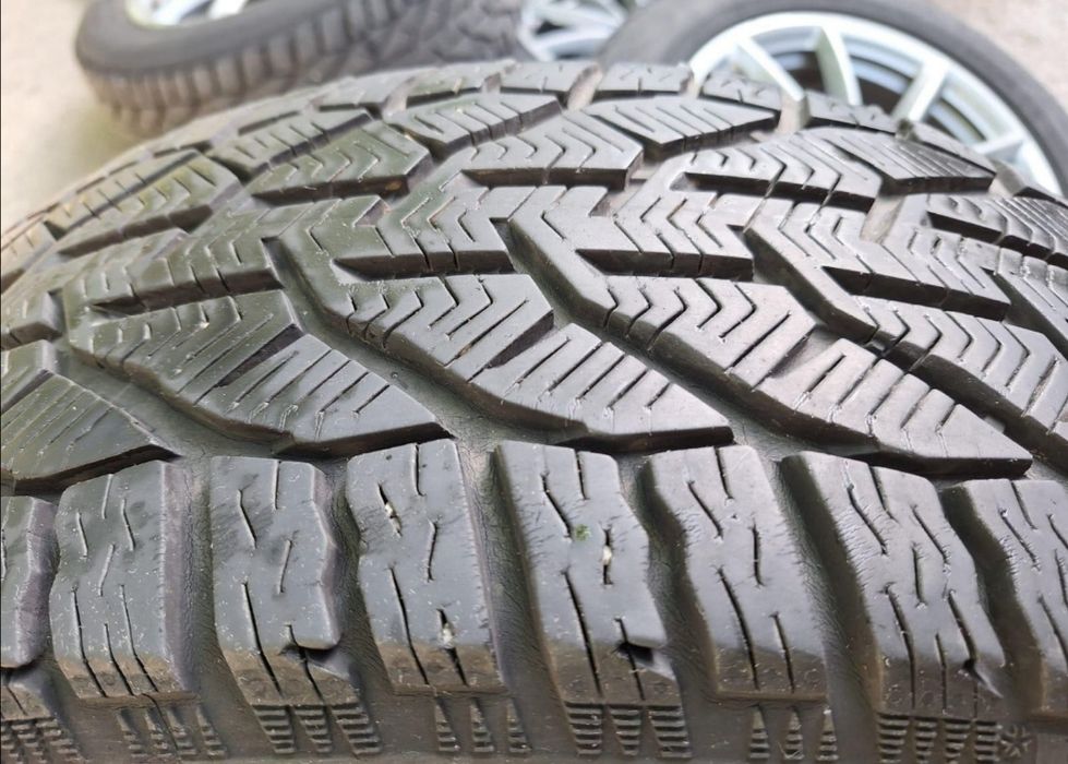 Jante BMW  seria 3 & Mini Cooper Countryman 225/55 R 17 101V