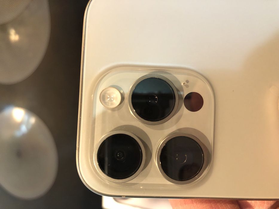 Продам Айфон 15 про