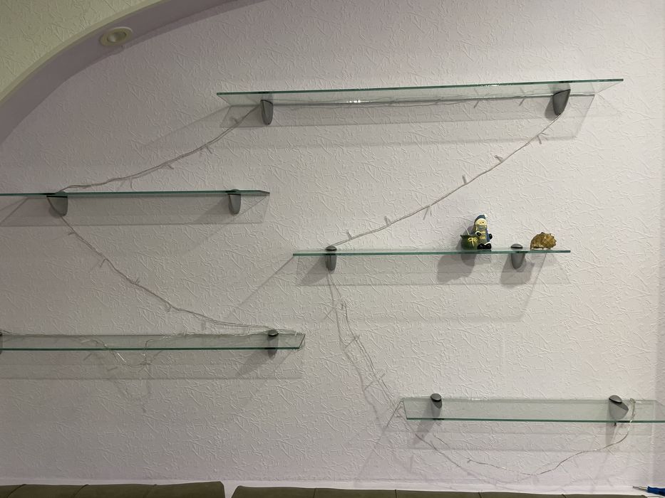 Продам полки стекляные