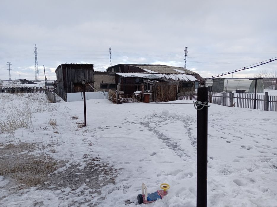 Продам дом п.Кзыл