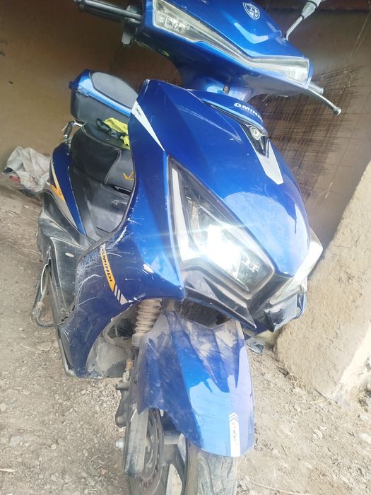 Skuter sotiladi sroshni