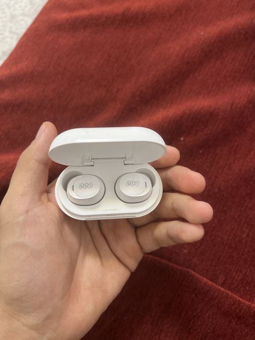 Наушники QCY arcbuds