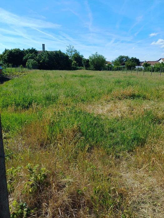 Vând teren intravilan cu suprafața de 1.283 mp in localitatea Galșa, Com. Șiria, Jud. Arad