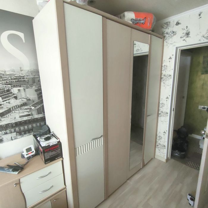 Продам спальный гарнитур