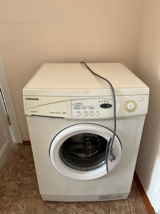 продам стиральную машину Samsung