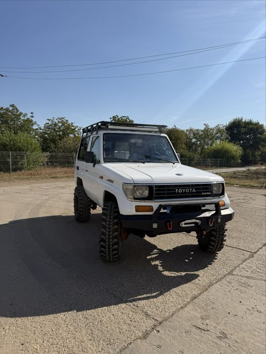 Toyota LandCruiser  LJ70  2.4