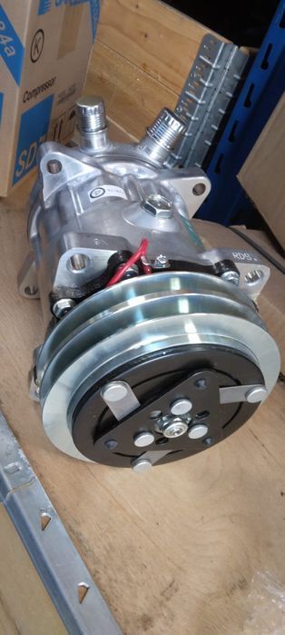 Alternator Electromotor Compresor tractor și combină agricolă