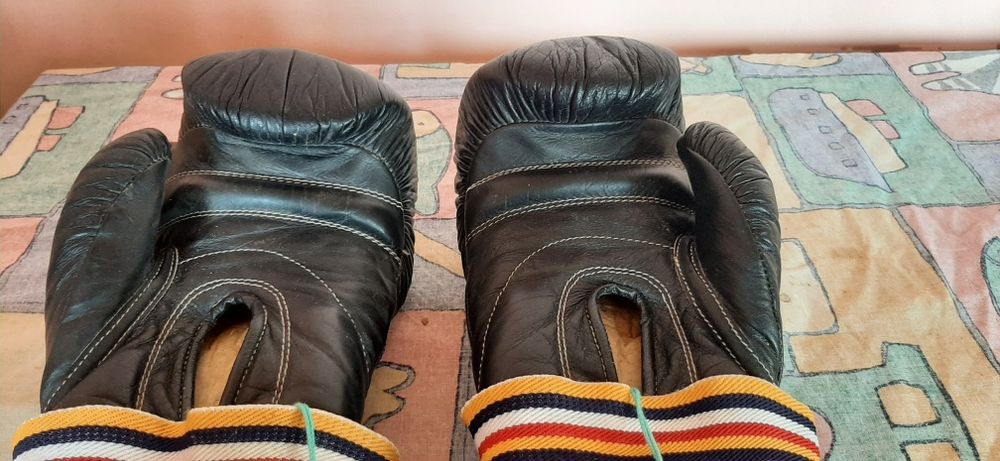 Перфектни , кожени,, ръкавици.