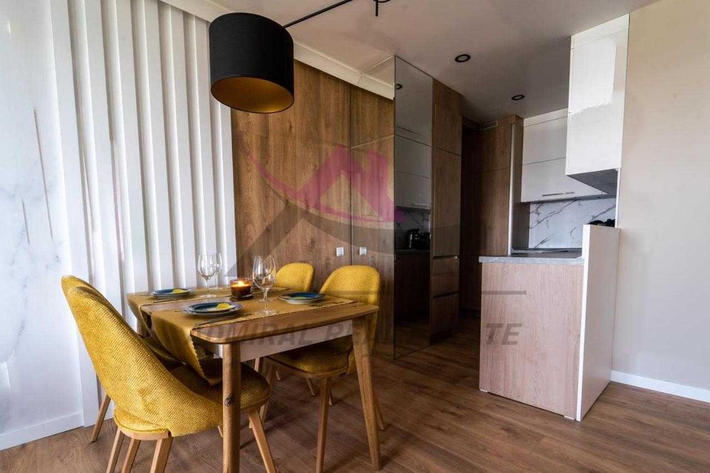 Дава се под наем Двустаен апартамент в Варна, Бриз - 75 кв.м за 950 € - Снимка #2