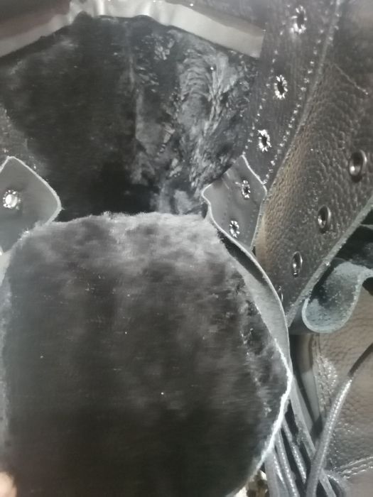 Берцы черного цвета