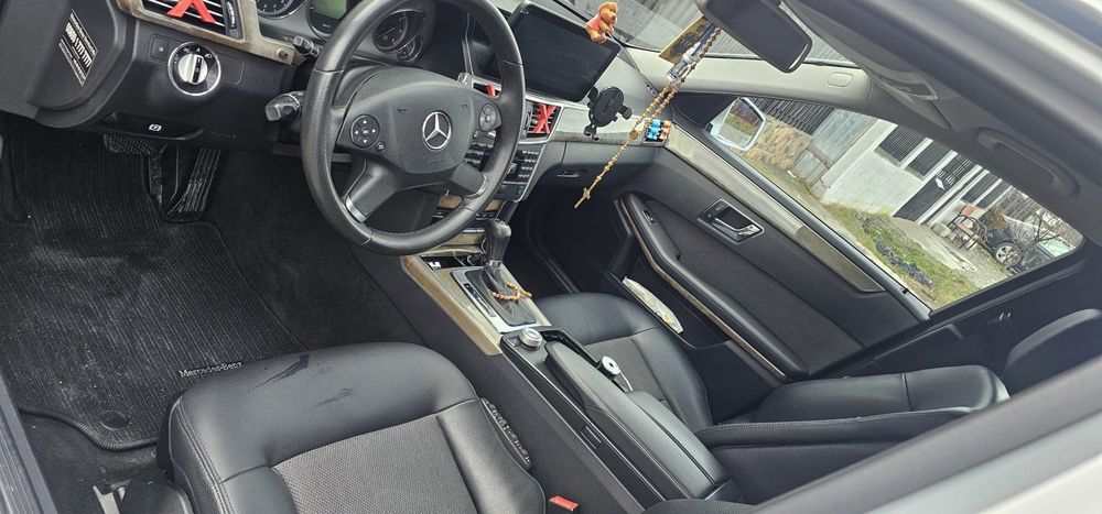 Mercedes Benz E220 CDI 2010