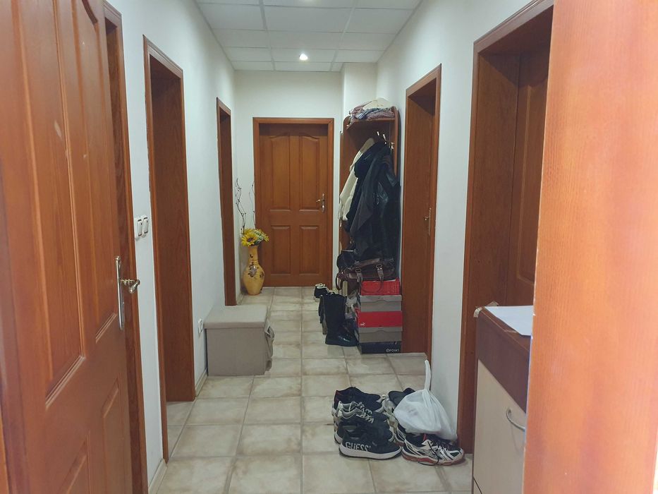 4ст+кухня,монолит,120кв.м.,ет.5,след осн.ремонт,Болницата