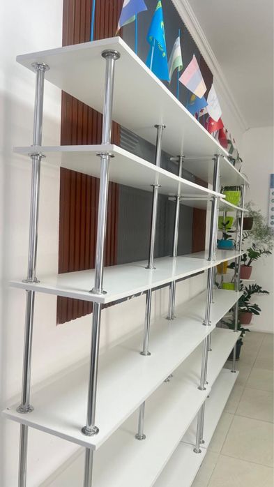 Продается шкаф и полки стеллажи