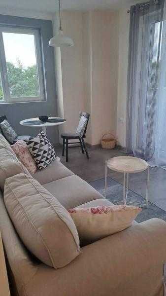 Двустаен обзаведен апартамент в Изгрев