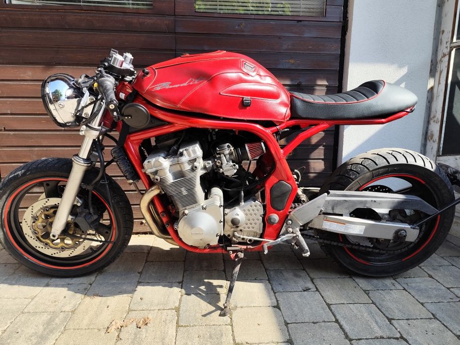 Suzuki bandit 600 cafe racer