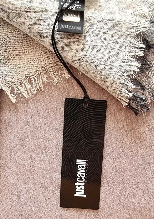 Нов Вълнен Шал с Омбре Ефект на Just Cavalli