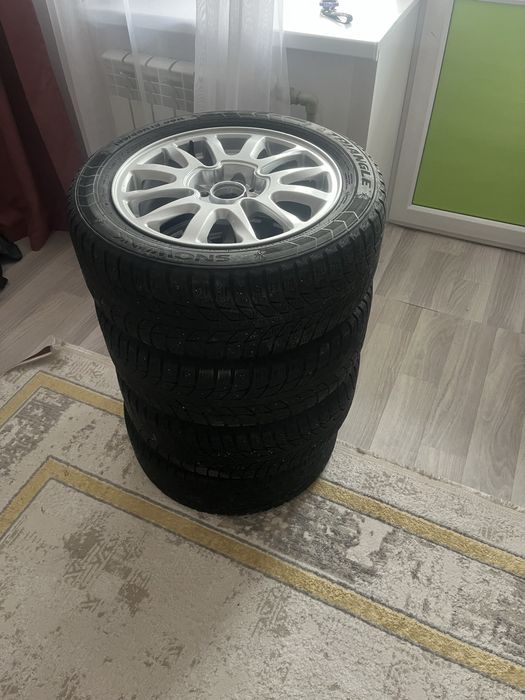 Диски с резинами