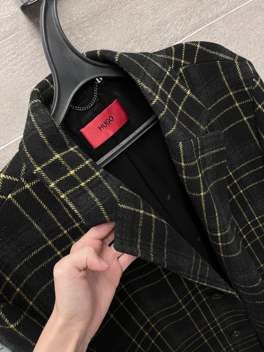 Пальто мужское Hugo Boss