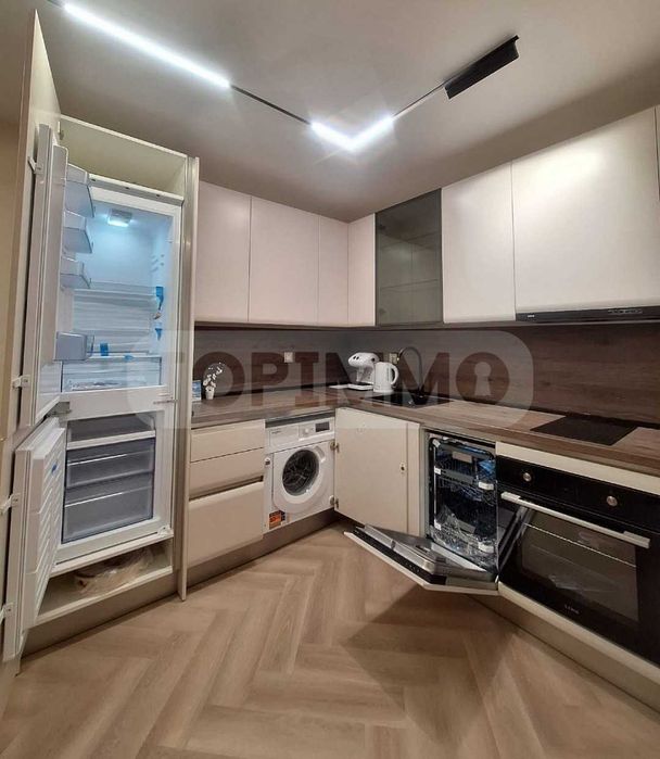 Двустаен апартамент под наем в квартал Бриз