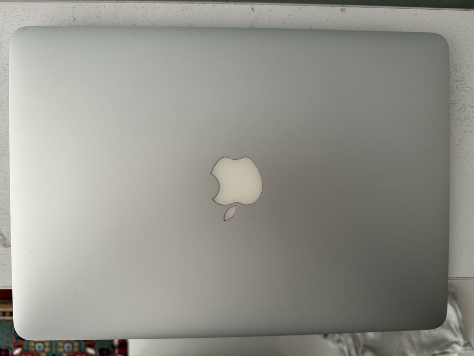 Macbook air 2015/4/128/ideal