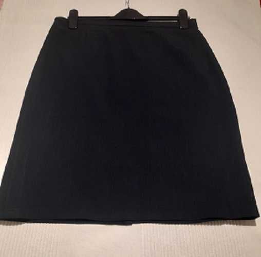 Fusta din stofa bleumarin inchis marimea 42