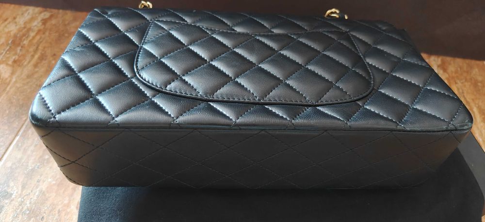 Спешно!!! Chanel medium flap естествена кожа