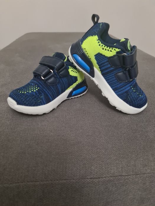 Adidași de băiat nr.22