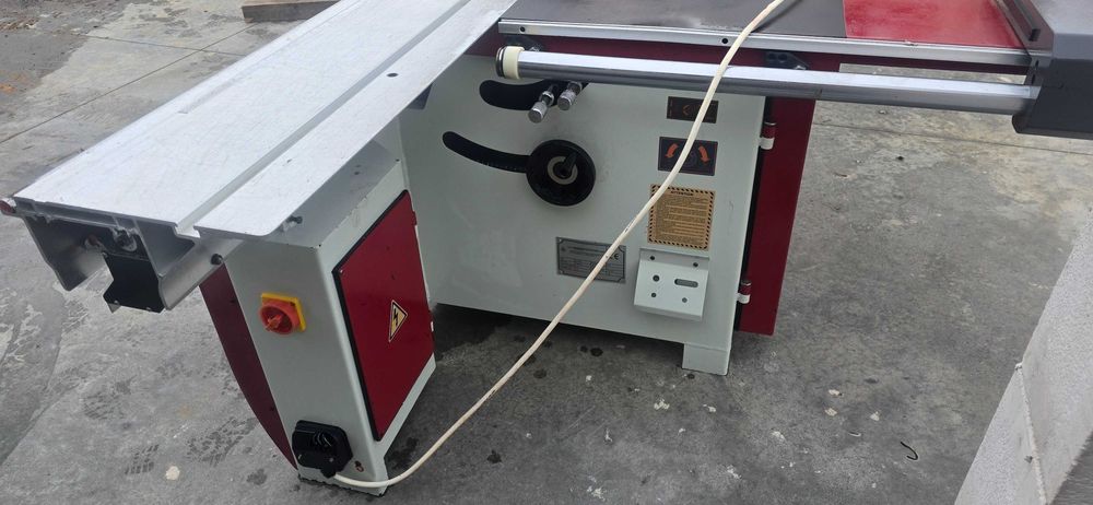 Circulare cu incizor 3.20 si 2.20 impecabile 2014