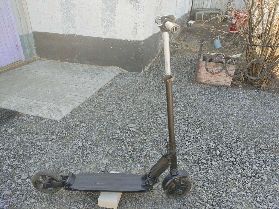 Продам электросамокат