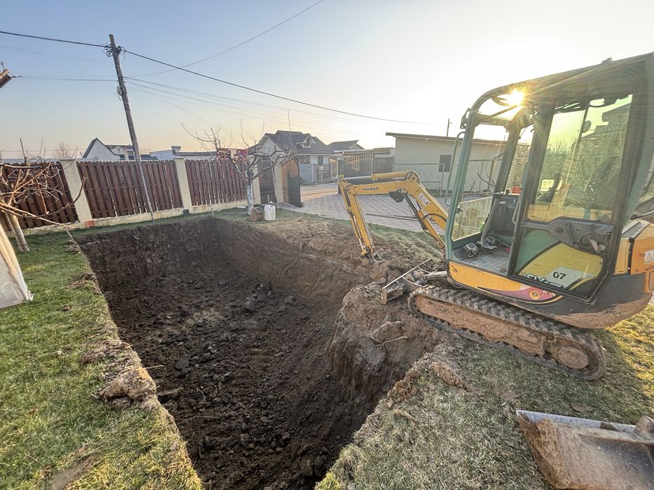 Execut lucrari miniexcavator 2t ideal oentru spatii inguste