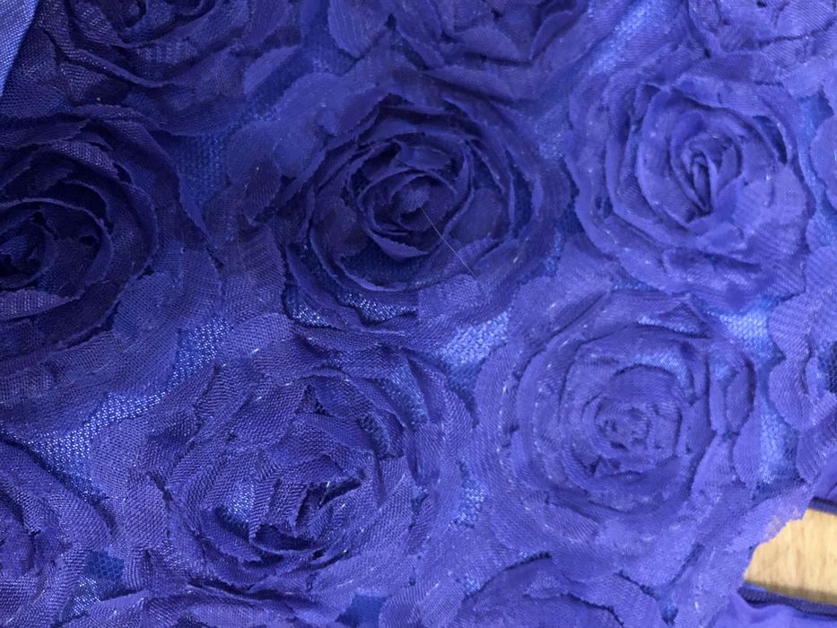 Платье нарядное 7-9 лет