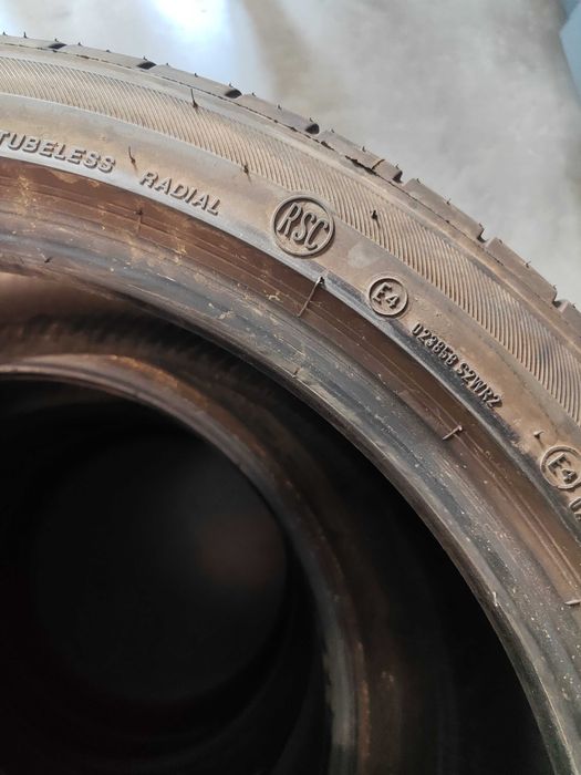 2бр. летни гуми 225/45/19 Bridgestone