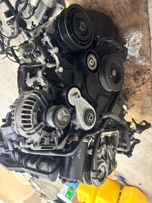 Продам  запчасти Audi A4