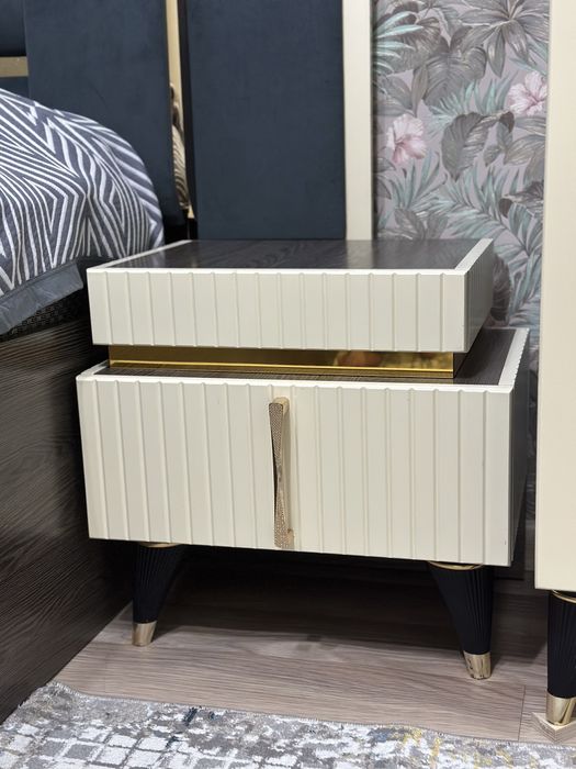 Продам спальный гарнитур