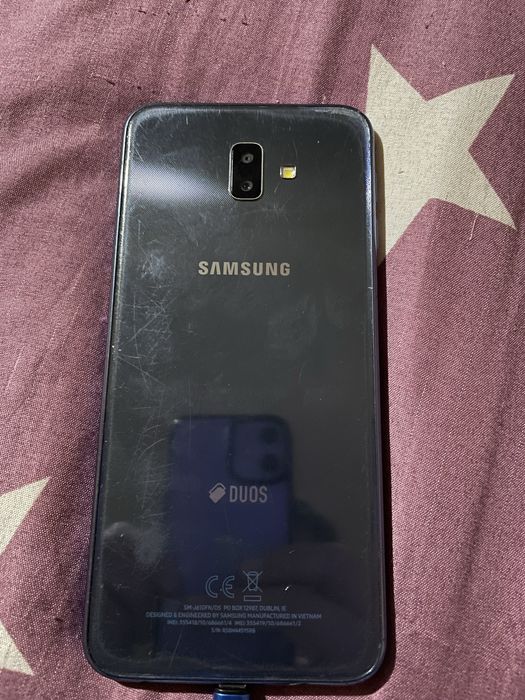 Vând samsung j6 plus functional