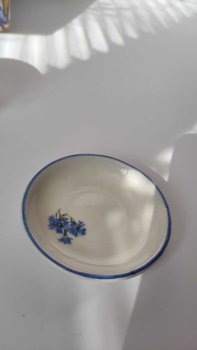 Кукленски порцеланов сервиз нов, в кутия