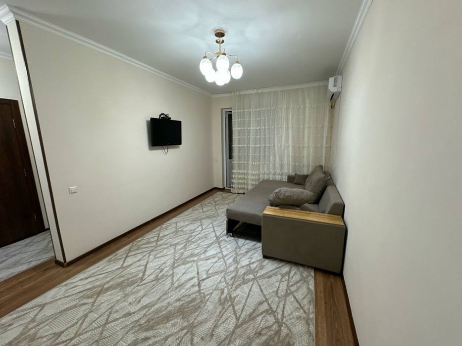 Ижарага 1 хона квартира берилади. Факат оилага.